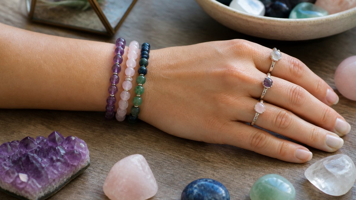 Healing Stone Jewelry for Daily Wear: A Complete Guide