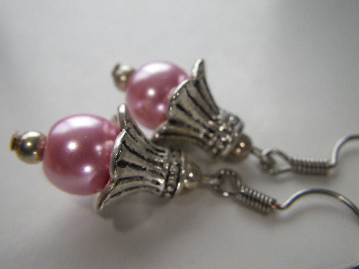 Women's earrings with Pink pearl bell earrings in silver tone, fashion earrings, gift for her, bridesmaid gift, summer jewelry