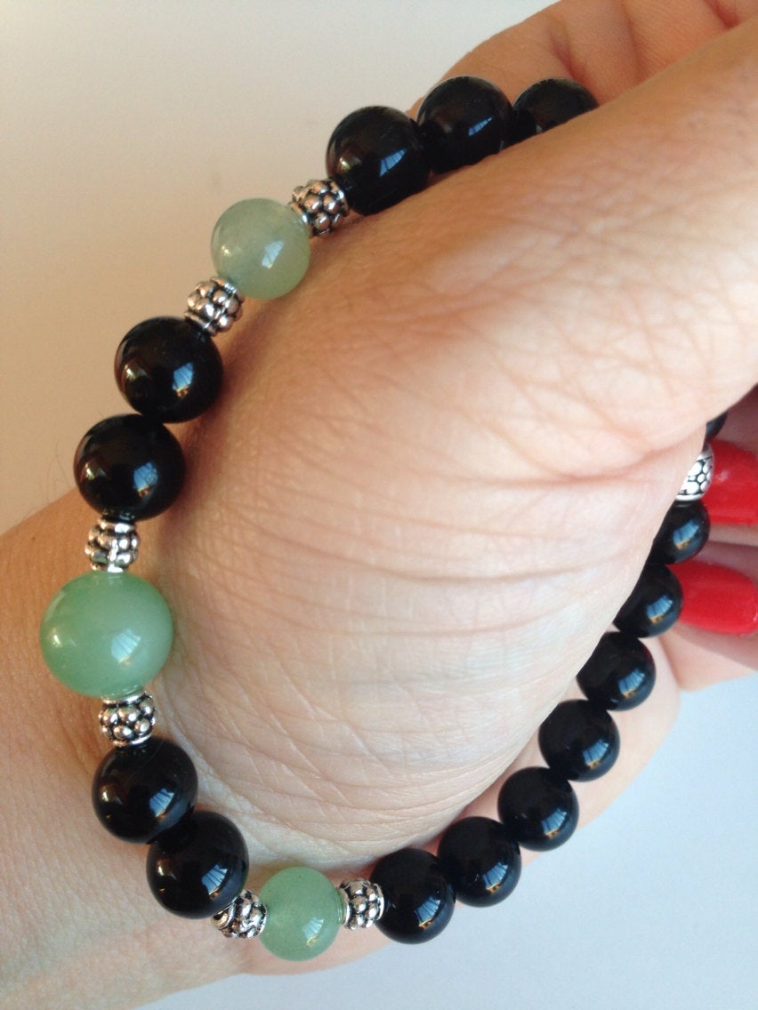 Handmade bracelet - black onyx and green aventurine bracelet, mens mala bracelet, stone bracelet, stone jewelry, yoga gift