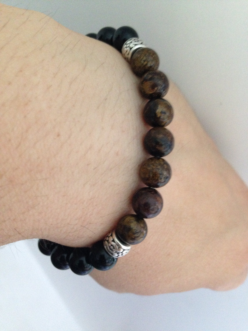 Men's bracelet in black onyx and bronzite, confidence, stone jewelry, mens mala bracelet, gemstone bracelet