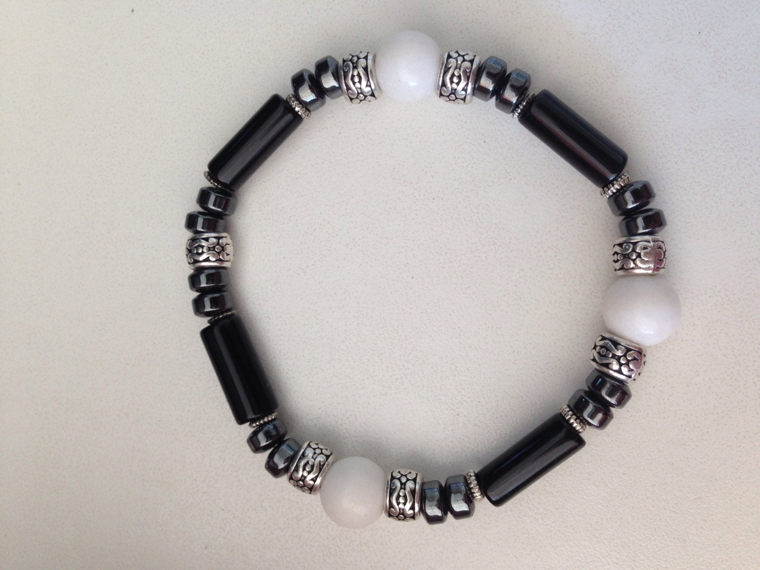 Men's bracelet White Dolomite, Hematite and Black Onyx, gift for him, stone bracelet, mala bracelet