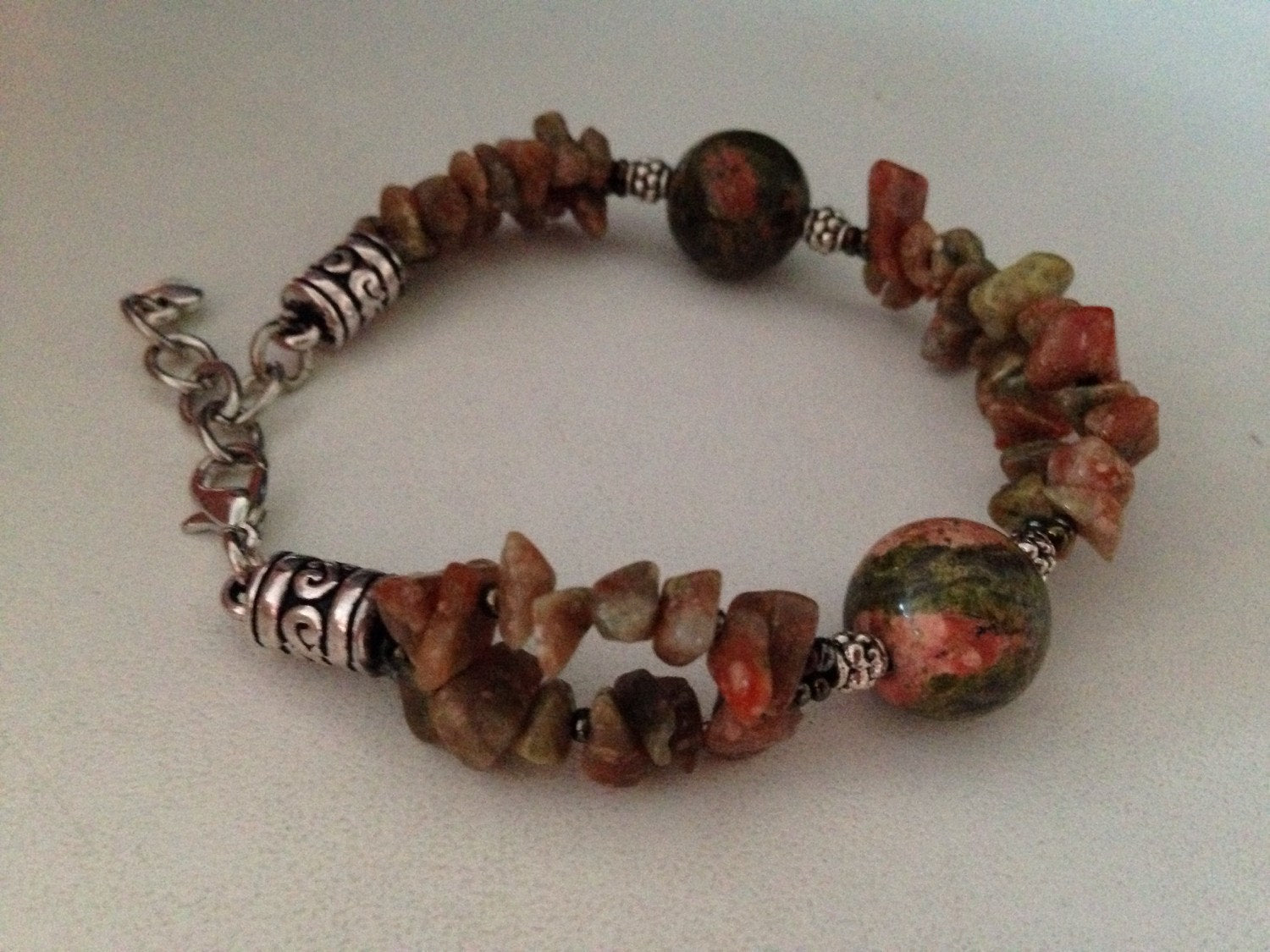 LADIES BRACELET in unakite and autumn jasper with a heart charm, stone bracelet, stone jewelry, jasper bracelet, meditation stones
