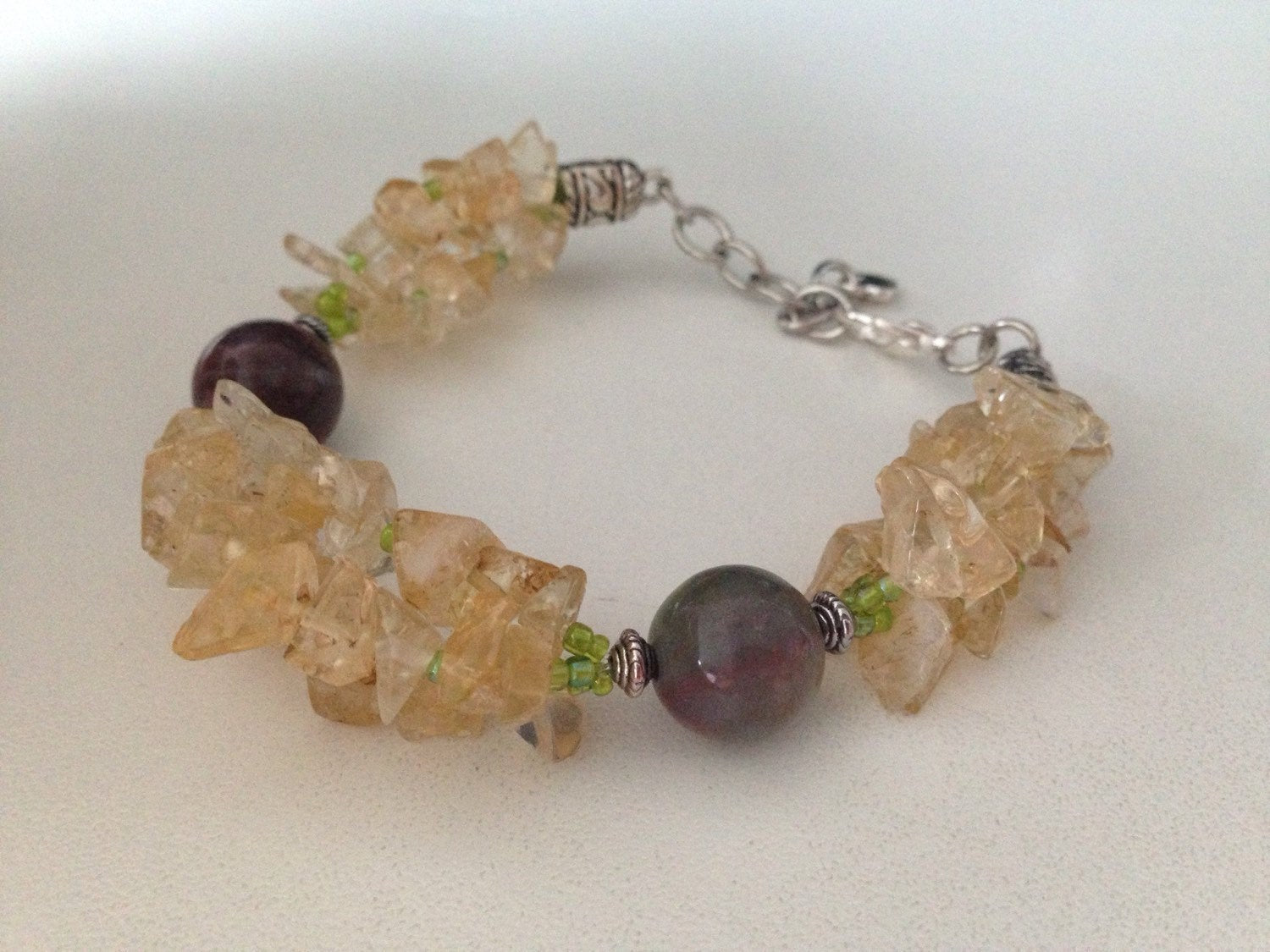 Women's bracelet sunny bracelet in citrine and agate, stone bracelet, stone jewelry, mala bracelet