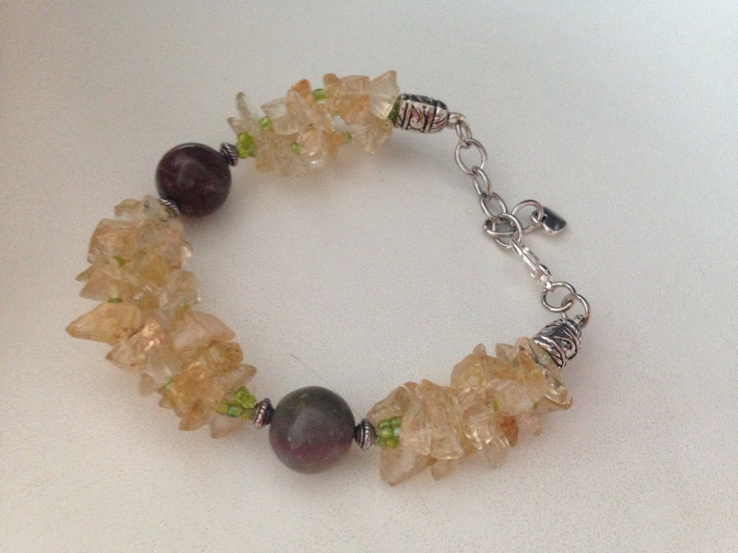 Women's bracelet sunny bracelet in citrine and agate, stone bracelet, stone jewelry, mala bracelet