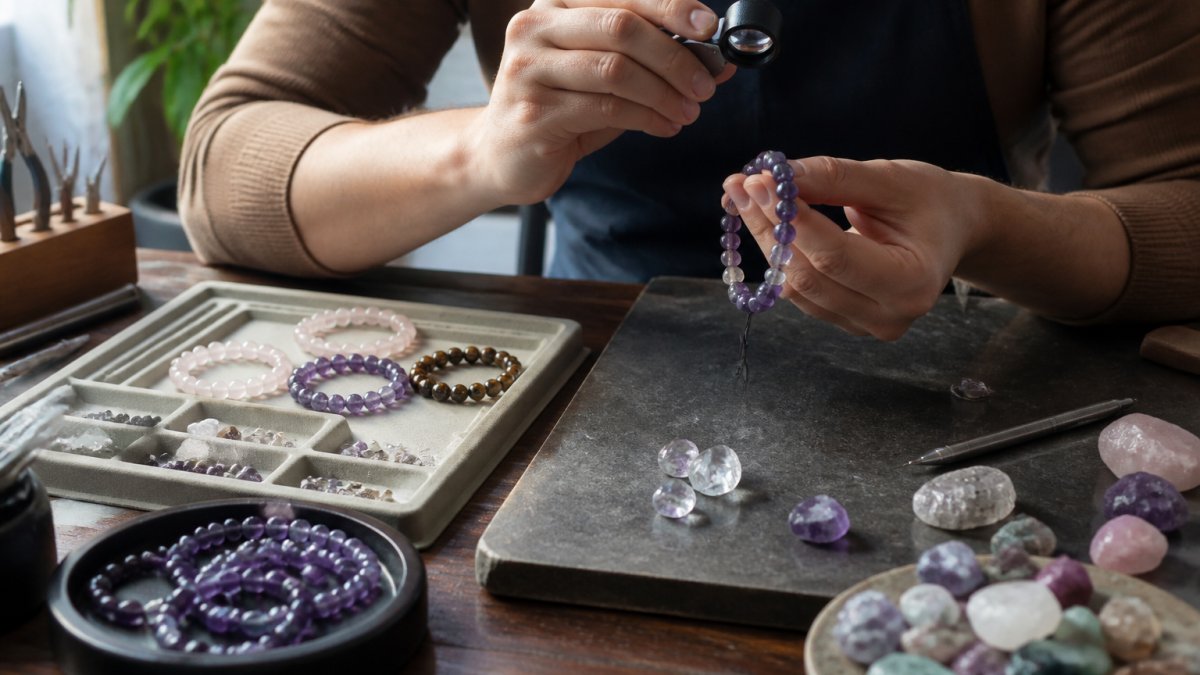 How to Verify Handmade Crystal Jewelry: A Step-by-Step Guide
