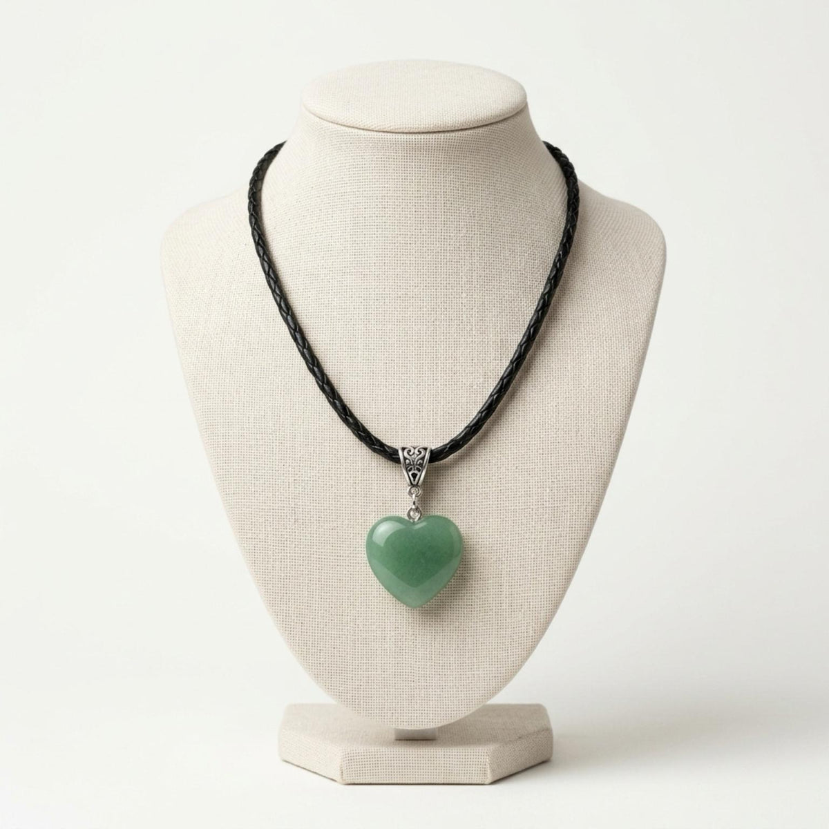 Necklaces & Pendants