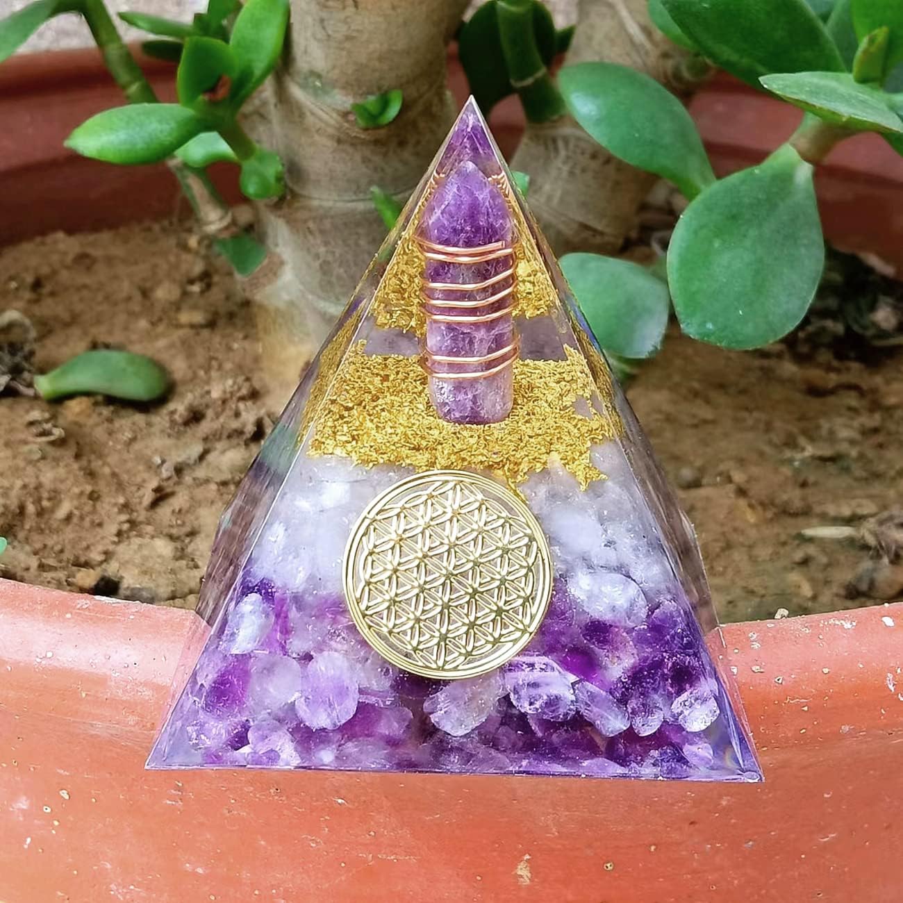 Orgone Pyramid Crystals Calming Stones and Healing Crystals Energy Generator for Yoga Reiki Meditaion Blanacing Chakra