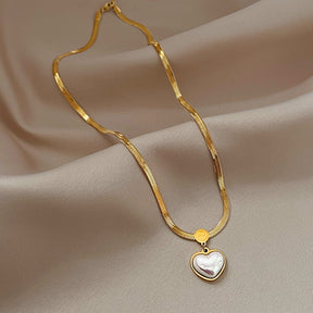 Non Fading Pearl Heart Pendant