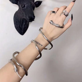 Bendy Snake Necklace