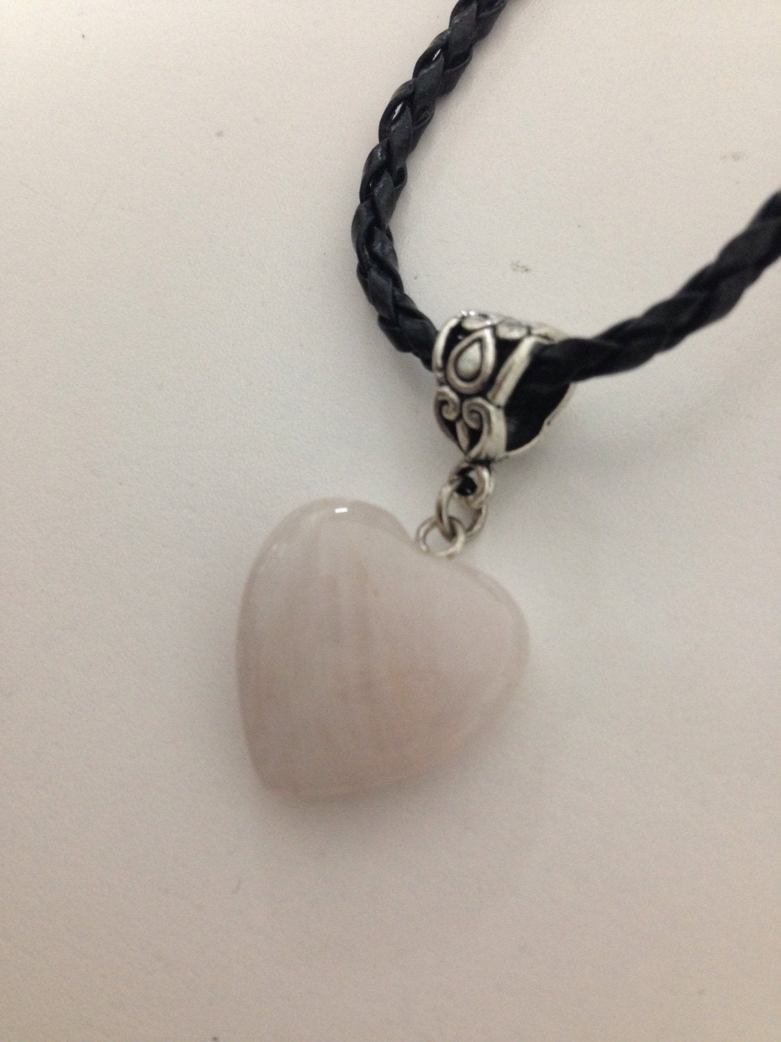 Heart pendant in rose Quartz, attract love, love stone, natural stone pendant, pink stone