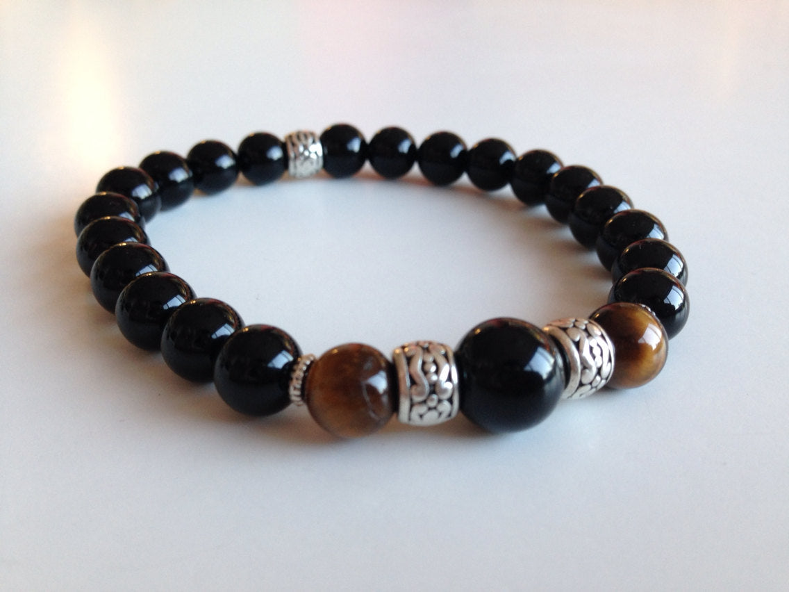Men's bracelet (B212) in black onyx and tiger eye, protection, travel stones, gift for him, natural stone bracelet, stone jewelry