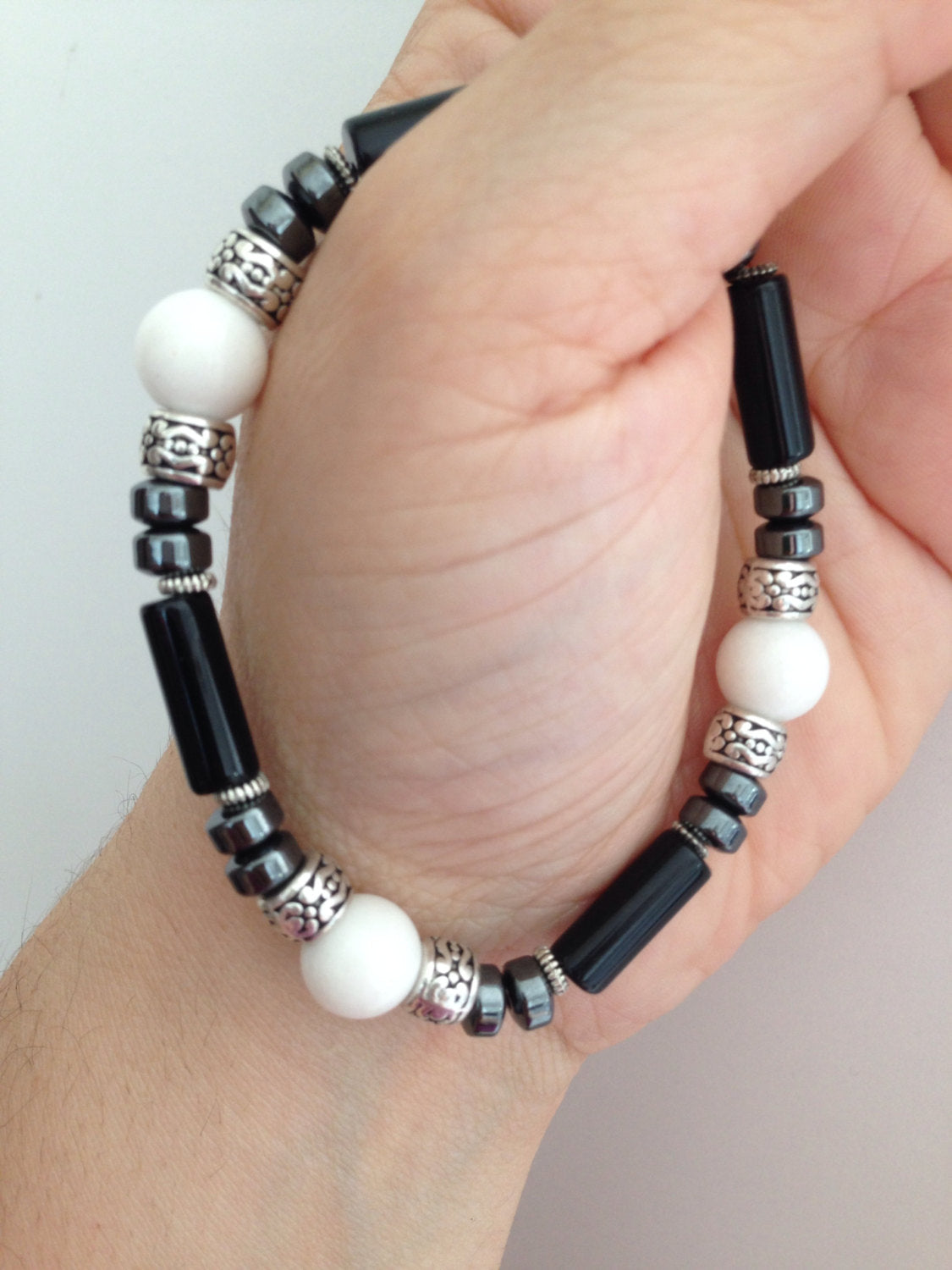 Men's bracelet White Dolomite, Hematite and Black Onyx, gift for him, stone bracelet, mala bracelet