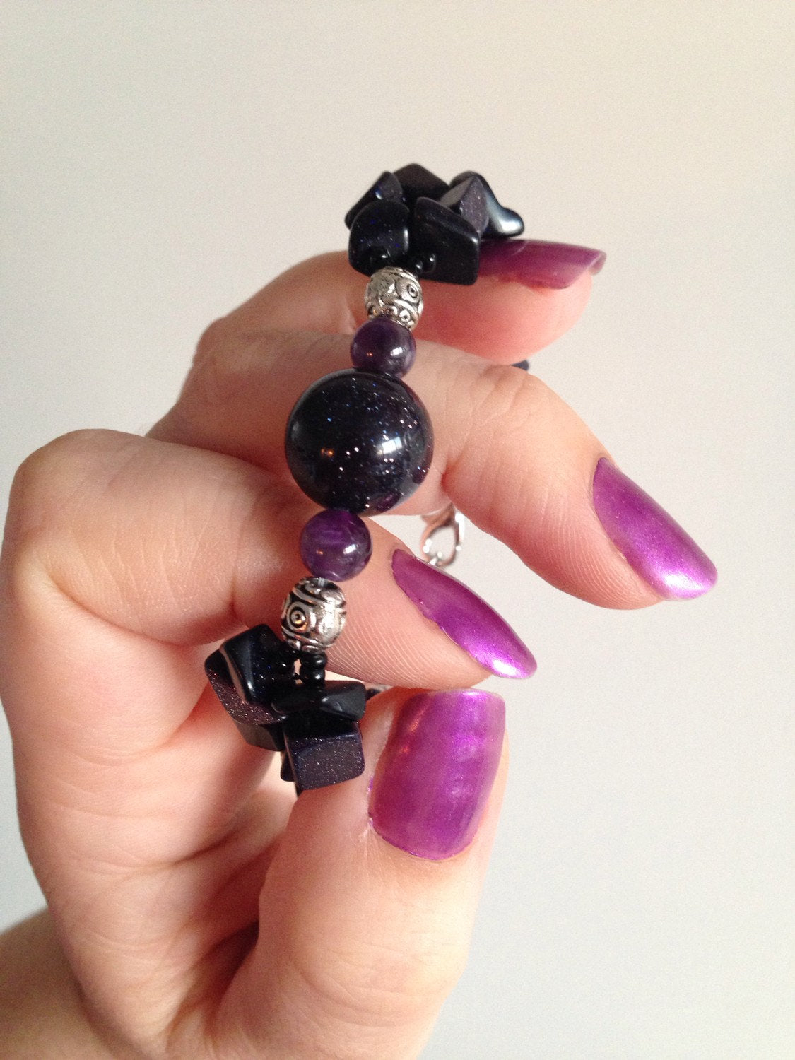 Women's bracelet in Blue Goldstone and Amethyst (B107) with a heart charm, stone bracelet, stone jewelry
