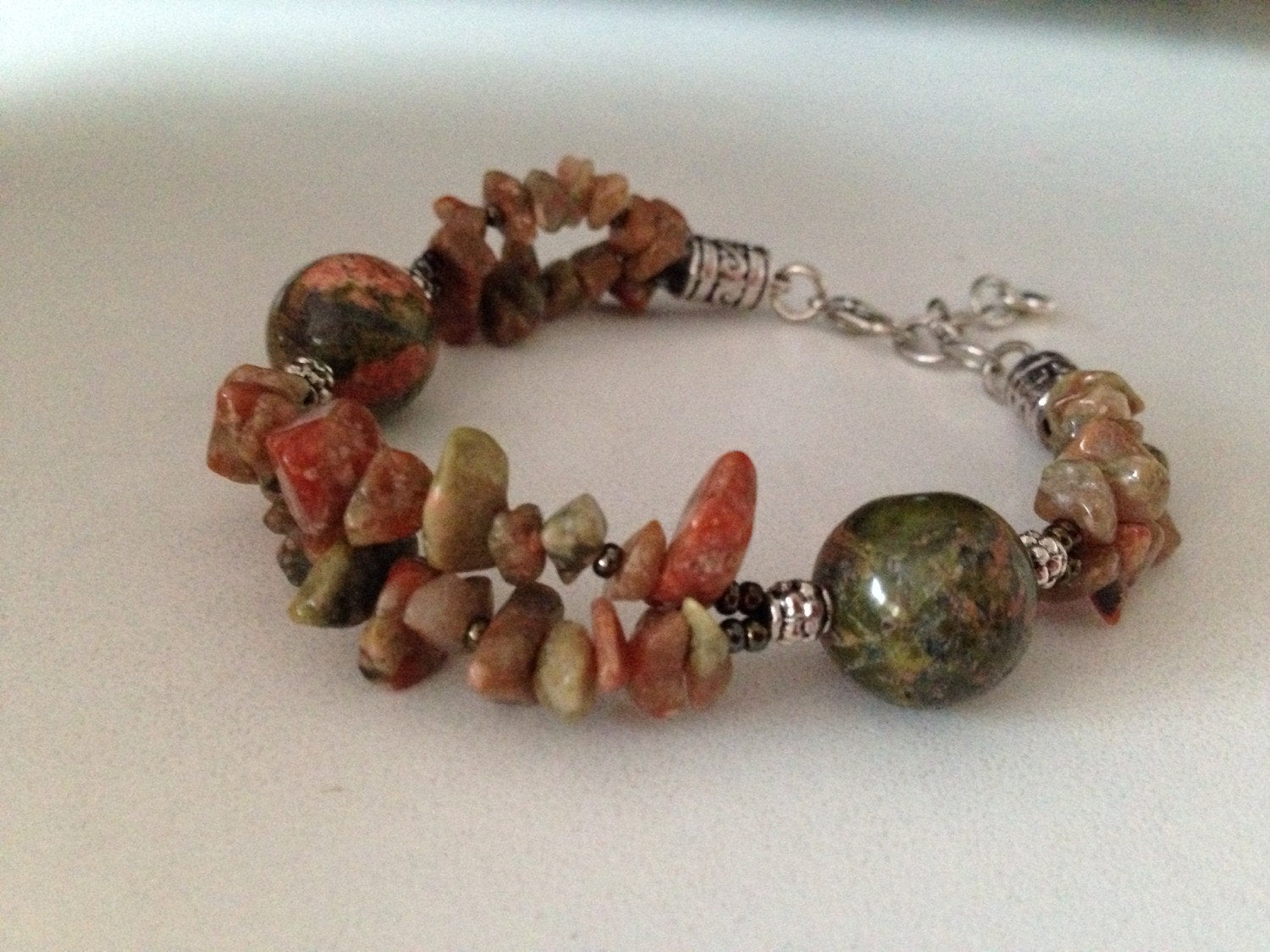 LADIES BRACELET in unakite and autumn jasper with a heart charm, stone bracelet, stone jewelry, jasper bracelet, meditation stones