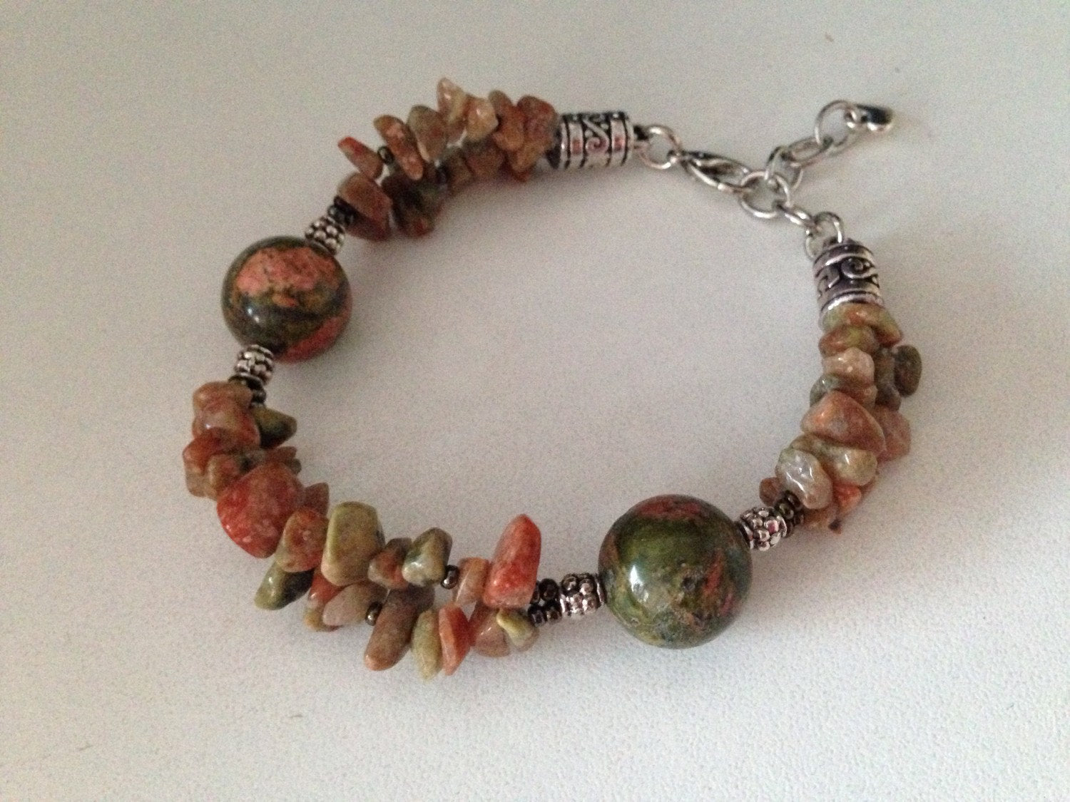LADIES BRACELET in unakite and autumn jasper with a heart charm, stone bracelet, stone jewelry, jasper bracelet, meditation stones