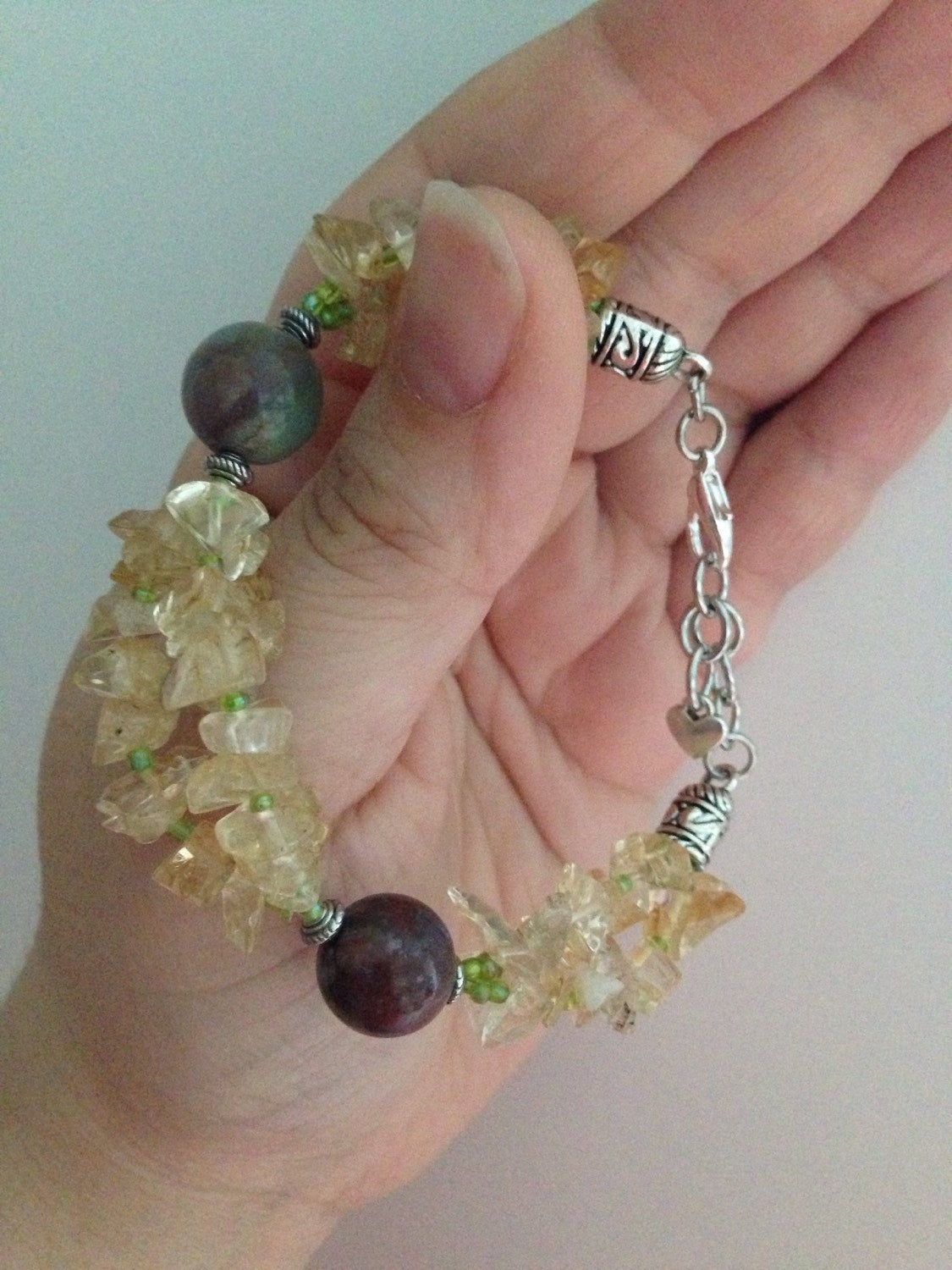 Women's bracelet sunny bracelet in citrine and agate, stone bracelet, stone jewelry, mala bracelet