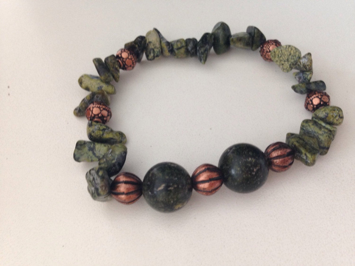 Women's bracelet in Serpentine and copper tone (B144), fall tones, stone bracelet, stone jewelry